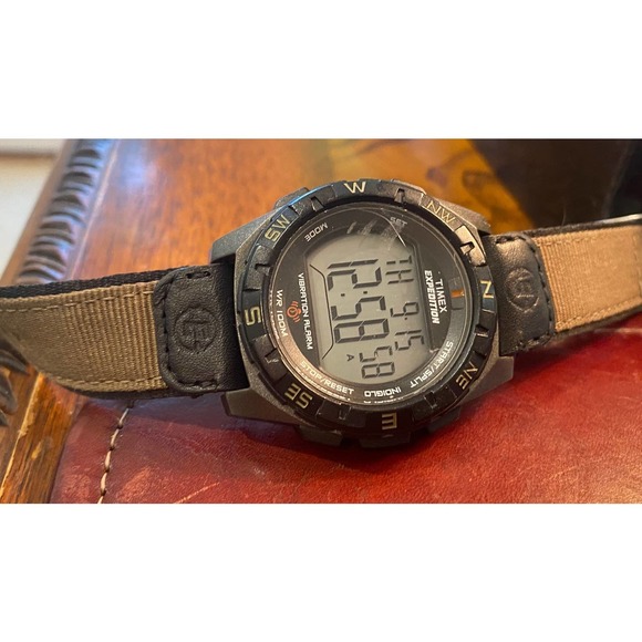 Men's 50mm Timex Expedition Watch, WR 100M, Vibration Alarm - Picture 2 of 4